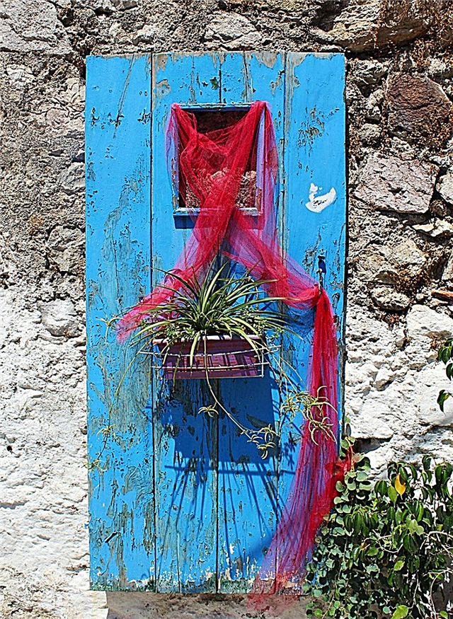Urejanje krajine s starimi vrati - Kako uporabljati vrata v vrtnem oblikovanju