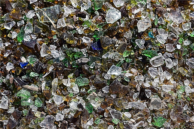 Hvad er glassmulk: tip til brug af landskabsglas som mulch